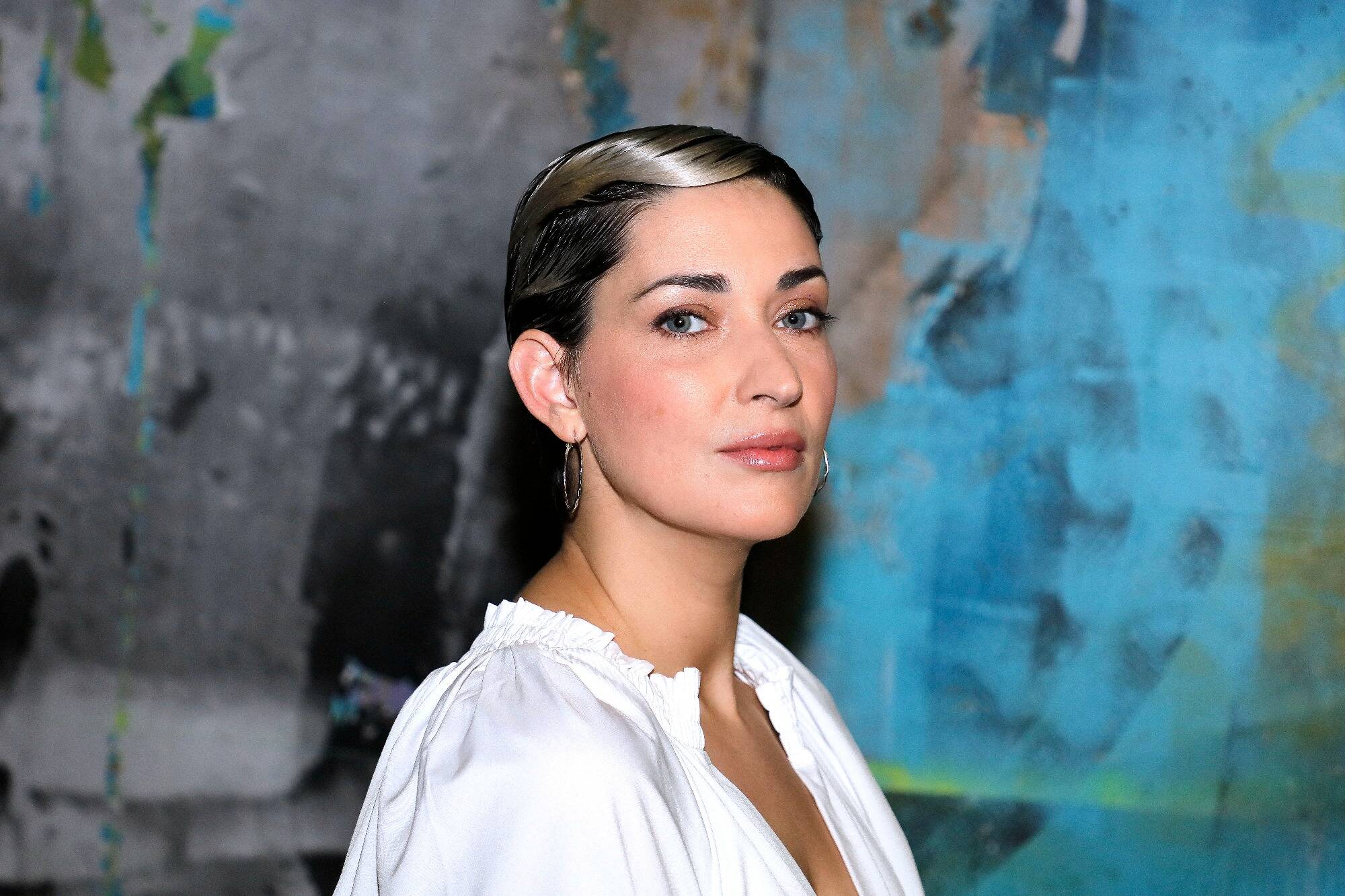 "Donner la vie et devoir dire adieu dans le même instant": le récit poignant de Sheryfa Luna, qui révèle avoir accouché d'un bébé mort-né