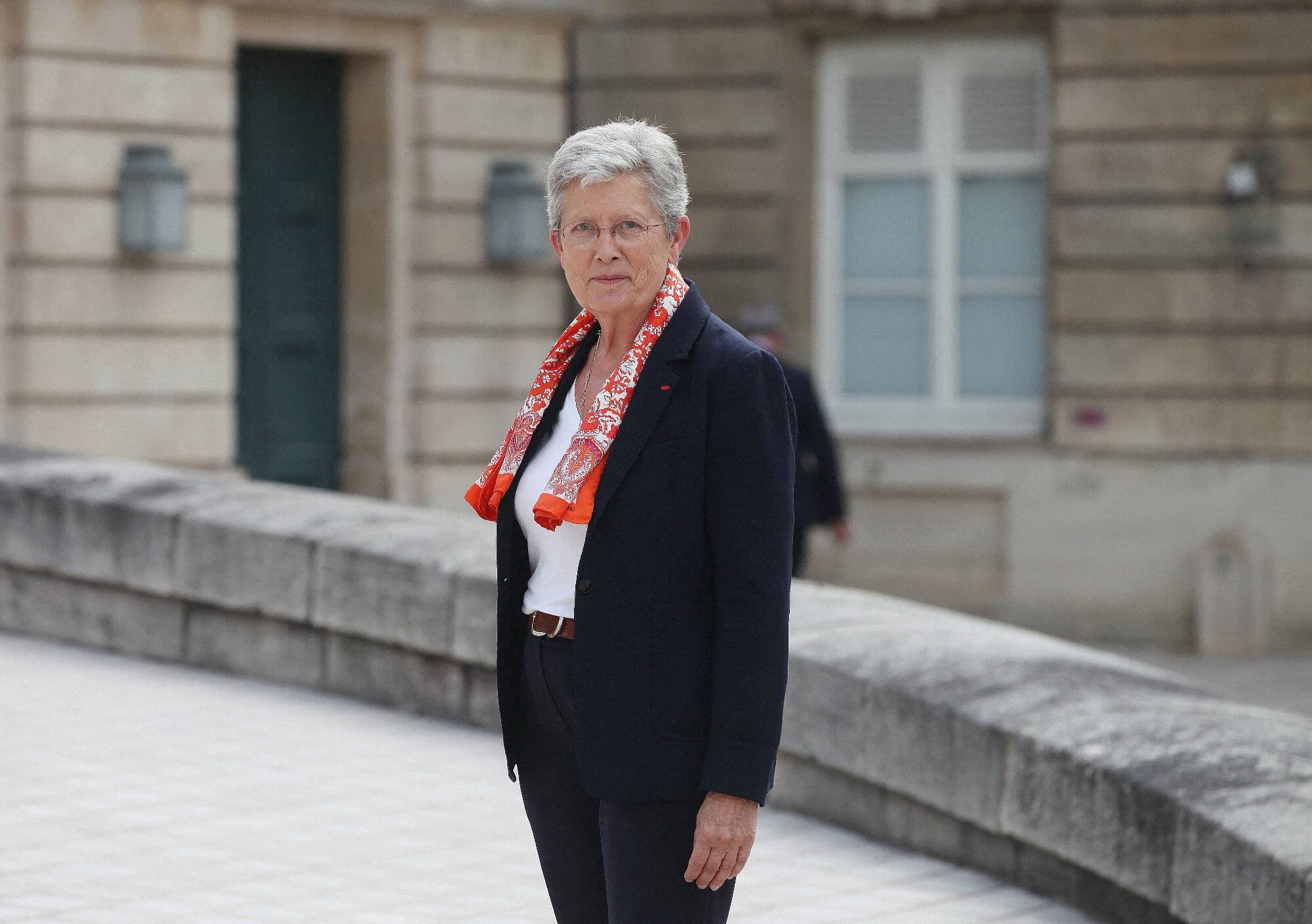 La ministre de la Santé annonce une baisse du remboursement des médicaments et des consultations médicales en 2025