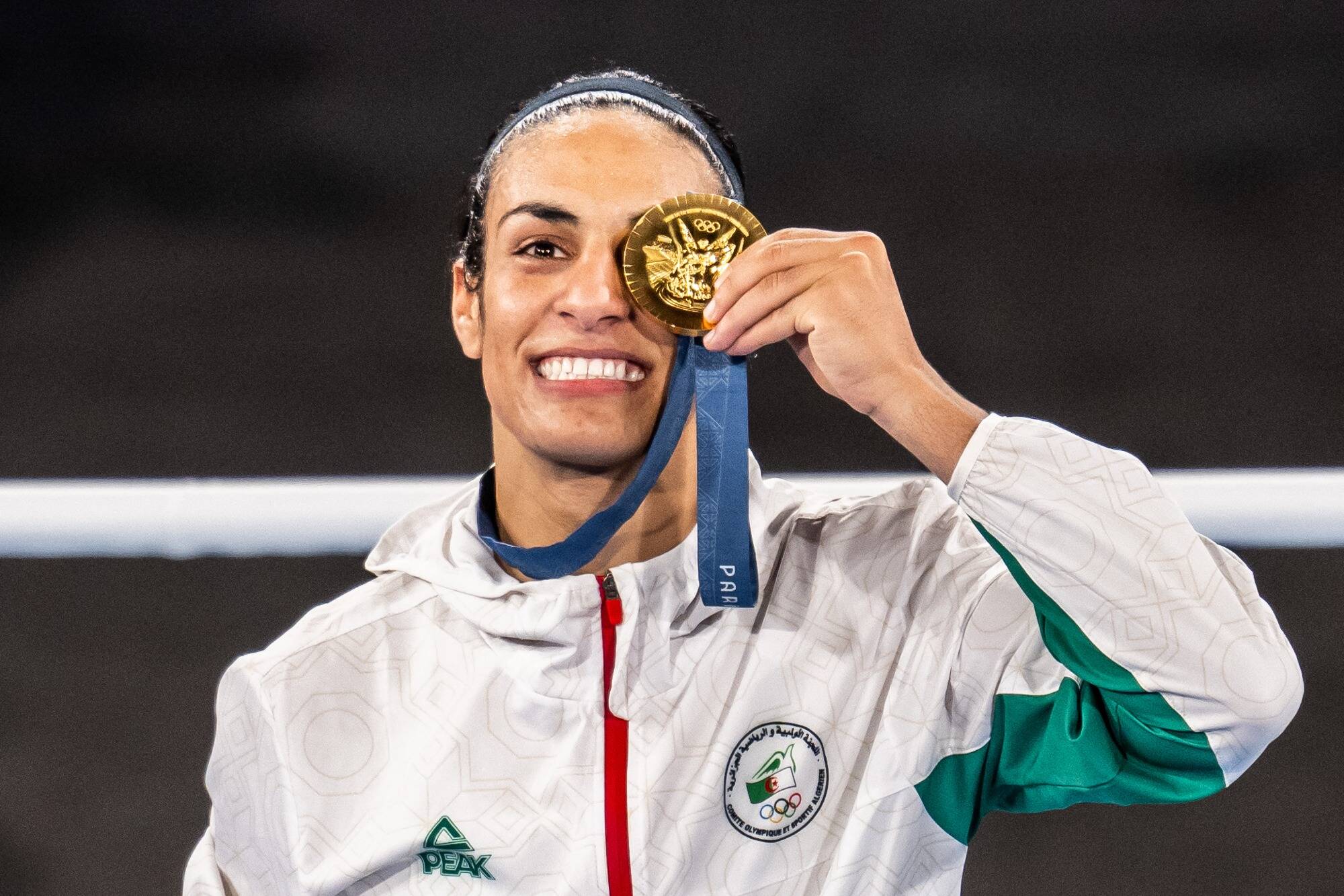 "Des déclarations mensongères et malveillantes": la championne olympique de boxe Imane Khelif dément avoir raccroché les gants