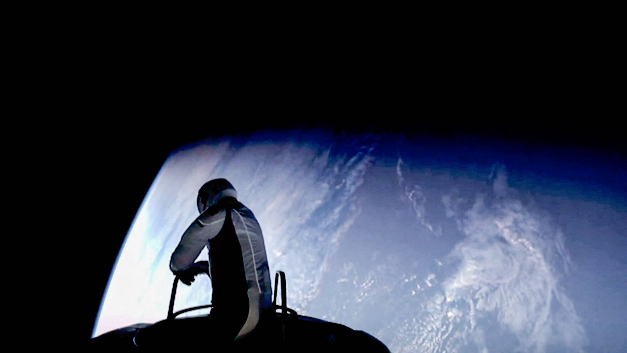 Milliardaire, premier astronaute privé à être sorti dans l'espace, possible conflit d'intérêt... Qui est Jared Isaacman, choisi par Donald Trump comme patron de la Nasa?