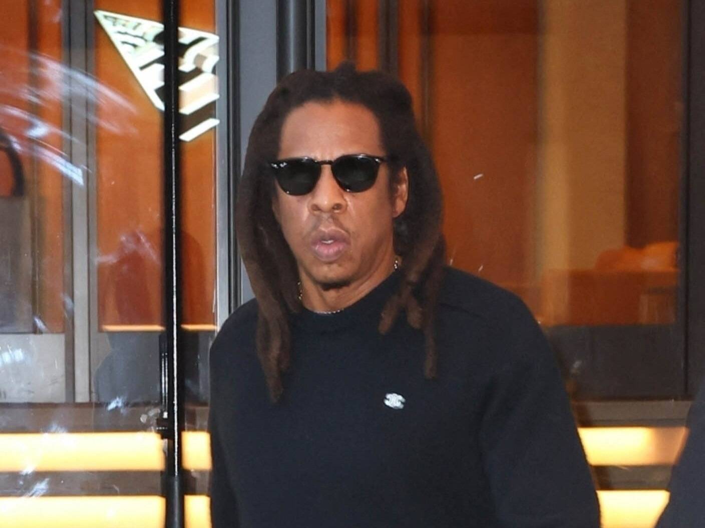 Le rappeur Jay-Z accusé d'avoir violé une adolescente de 13 ans avec P. Diddy