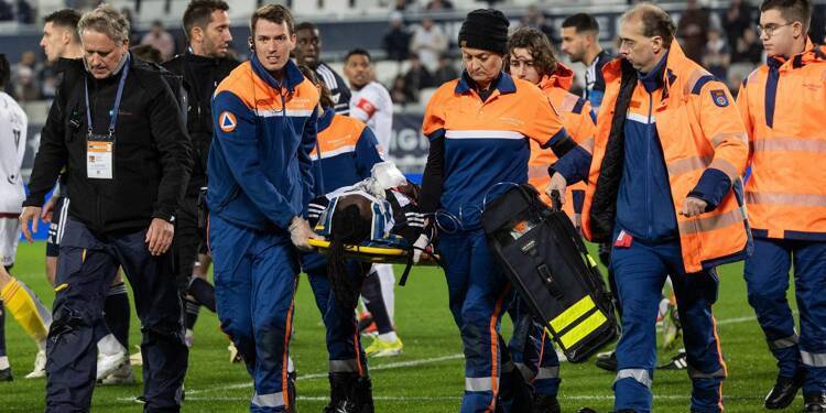 Placé dans un coma artificiel, le joueur hondurien de Bordeaux, Alberth Elis, a été opéré avec succès