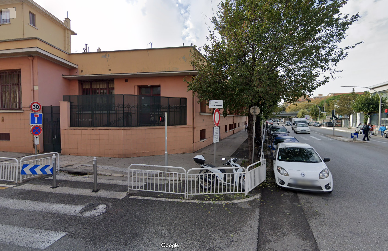 "Totalement abject": Christian Estrosi dénonce la violente agression d'une mamy trafic à Nice