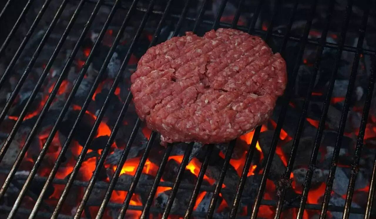 Attention si vous avez acheté des steak hachés dans ces supermarchés, ils sont potentiellement contaminés par la bactérie E. coli