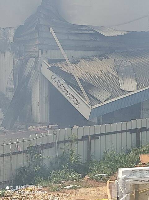 Photos Vos Images De L Impressionnant Incendie De L Entrepot But A Villeneuve Loubet Nice Matin Photos Vos Images De L Impressionnant Incendie De L Entrepot But A Villeneuve Loubet Nice Matin