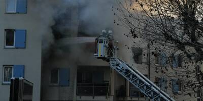 Incendie d'un appartement à Cannes: un pompier blessé