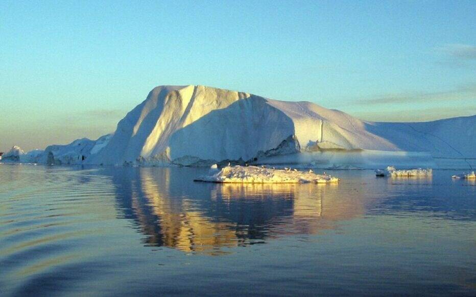 "Cela affecte massivement le monde entier": au Groenland, la glace a fondu 17 fois plus vite que la moyenne en mai