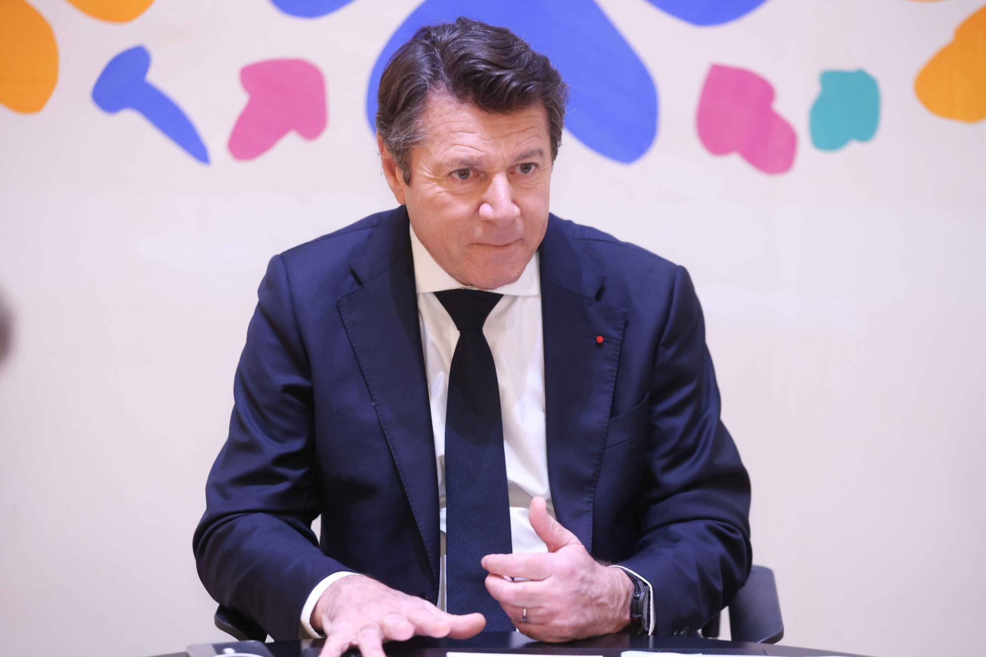 "Faux comptes, atmosphère délétère et messages malveillants": le maire de Nice annonce sa mise en retrait du réseau social X