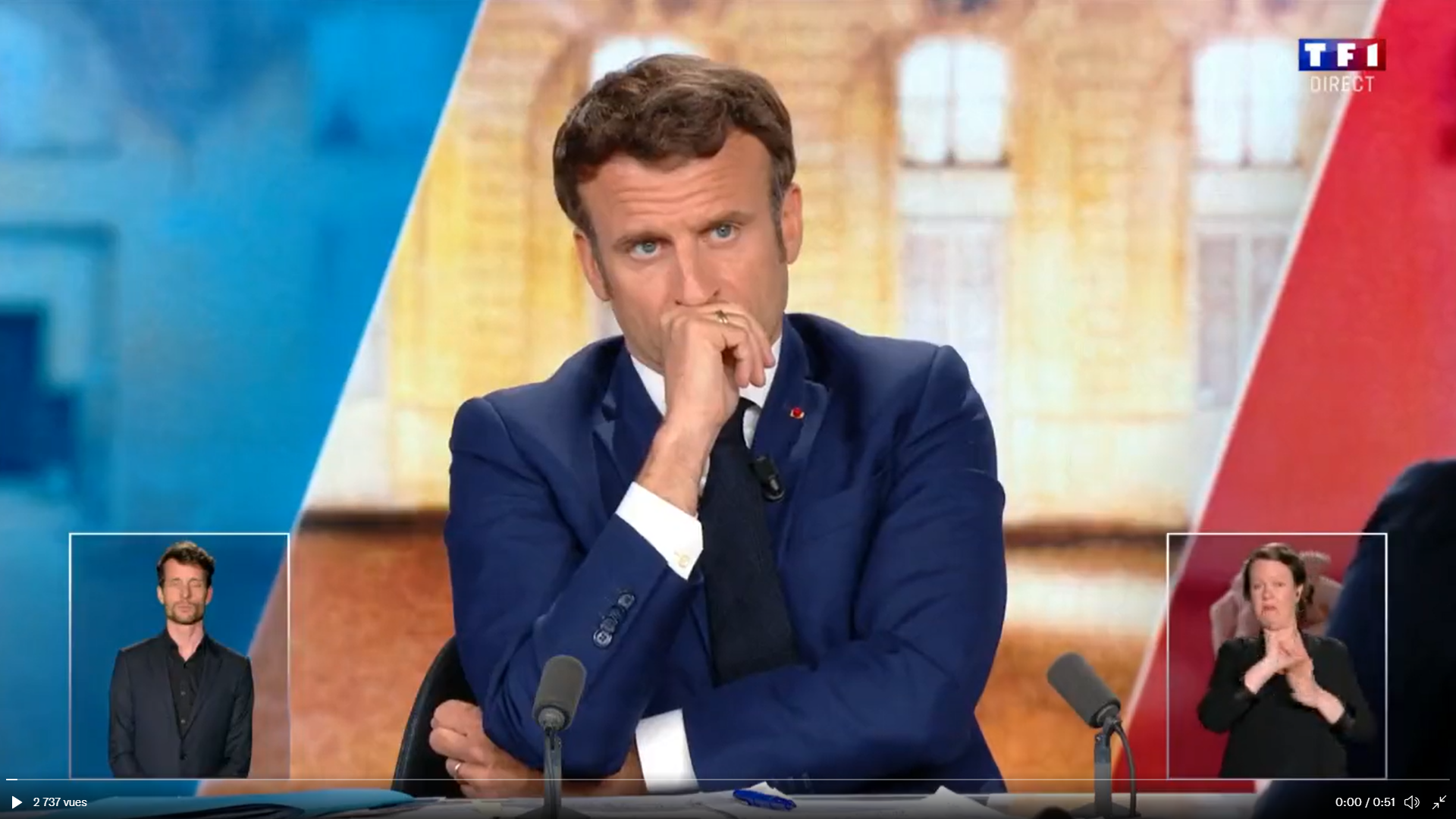 Le débat: "Vous allez créer la guerre civile si vous faites ça"... Nouvelle passe d'armes entre Macron et Le Pen sur le voile