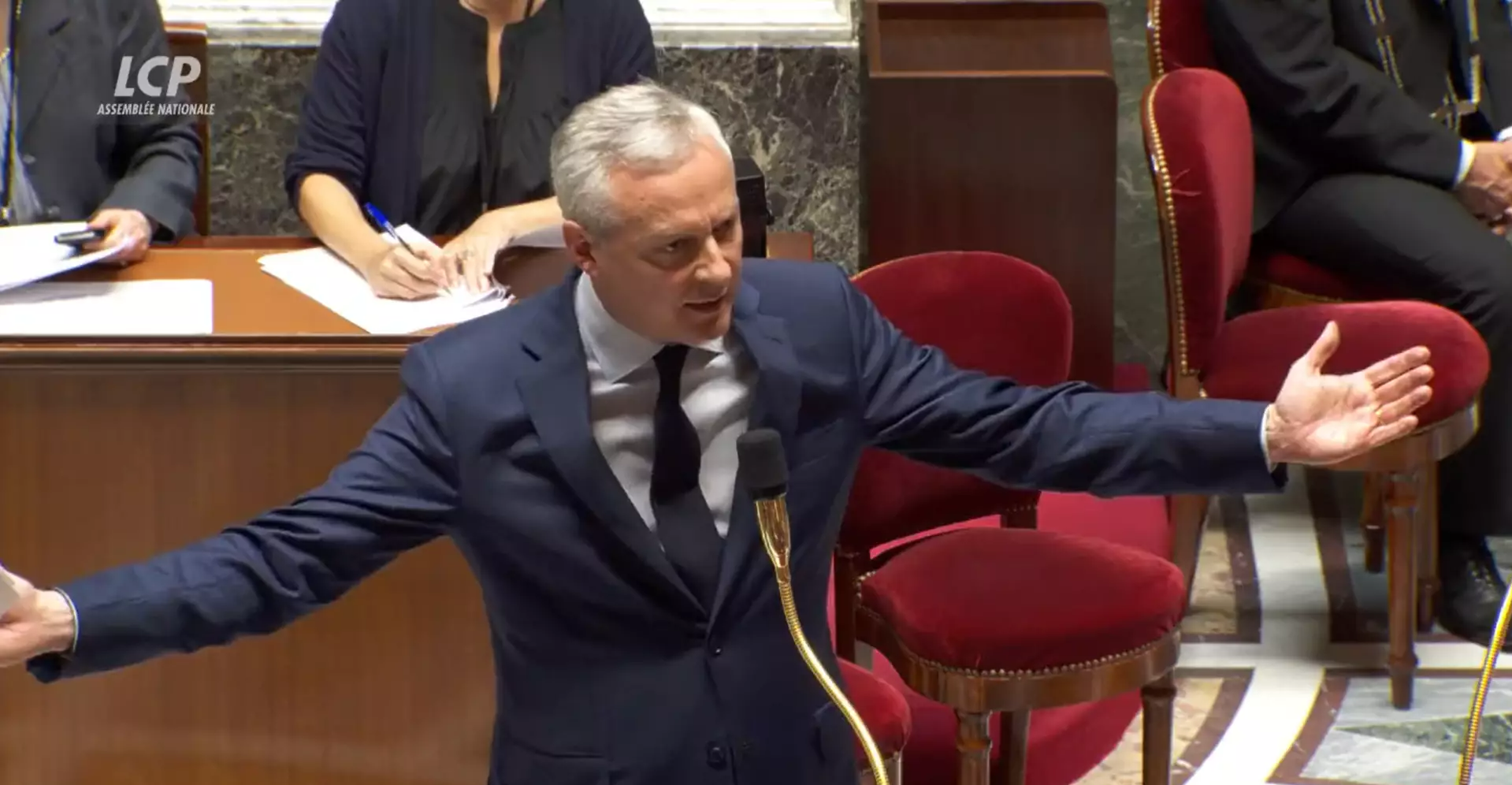 Revalorisation des retraites: dans une Assemblée nationale chahutée, comment les députés ont voté puis retiré un amendement à 500 millions d'euros