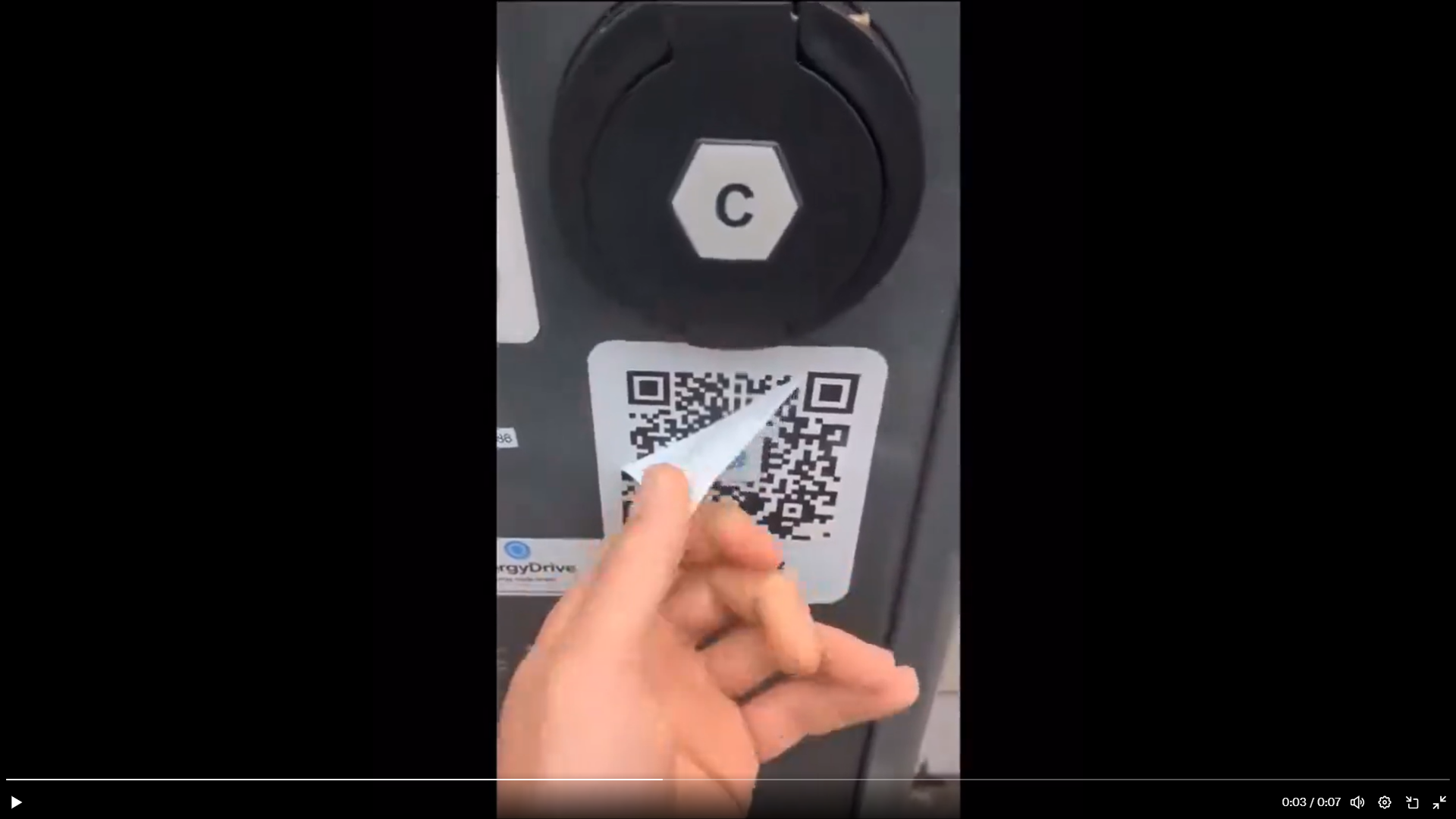 La gendarmerie alerte sur une arnaque: savez-vous ce qu'est le "quishing", cette escroquerie au QR Code?