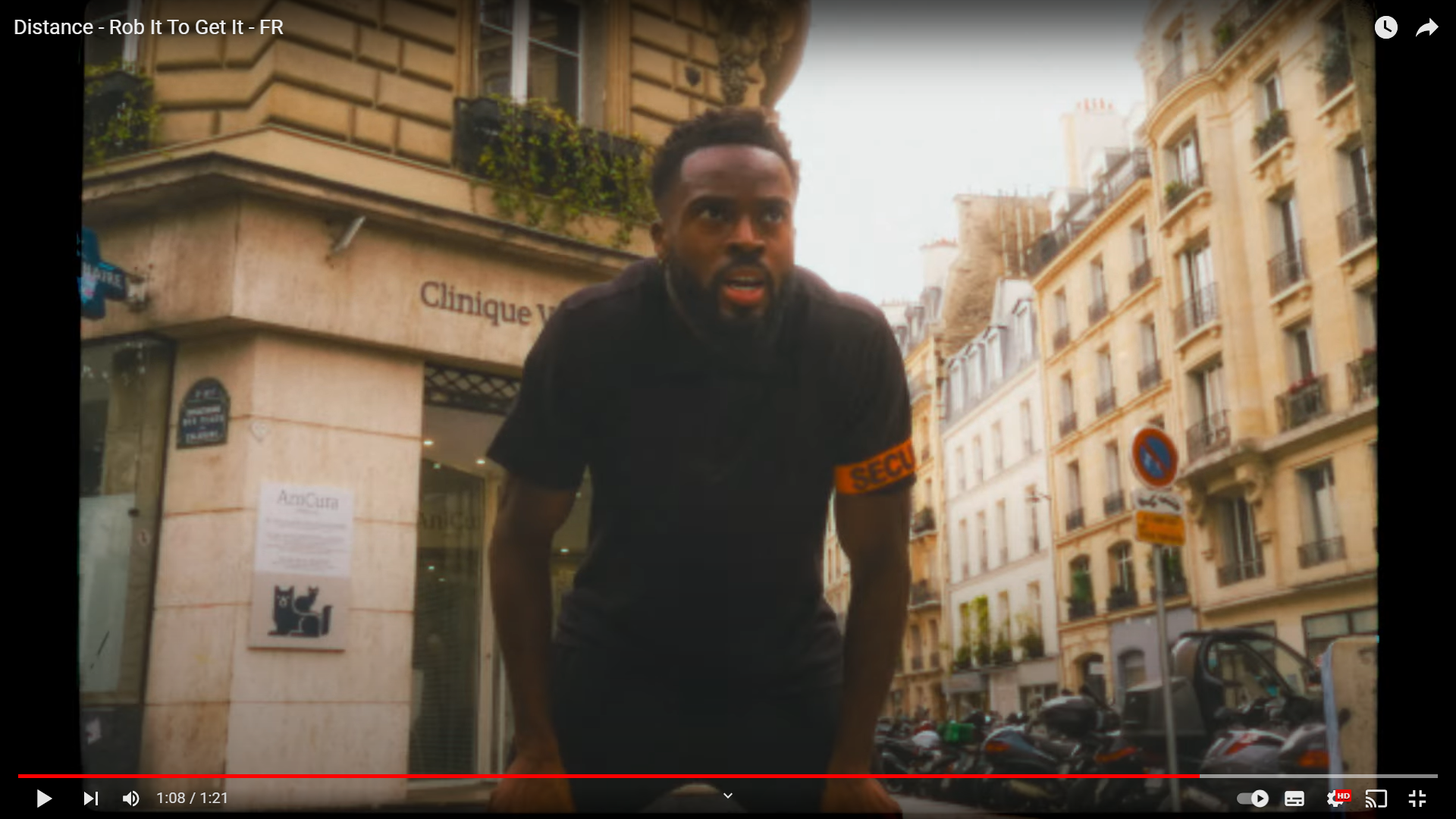 Dans ce magasin parisien, vous pouviez voler des articles à seule une condition... courir plus vite que cet athlète azuréen champion du 100m