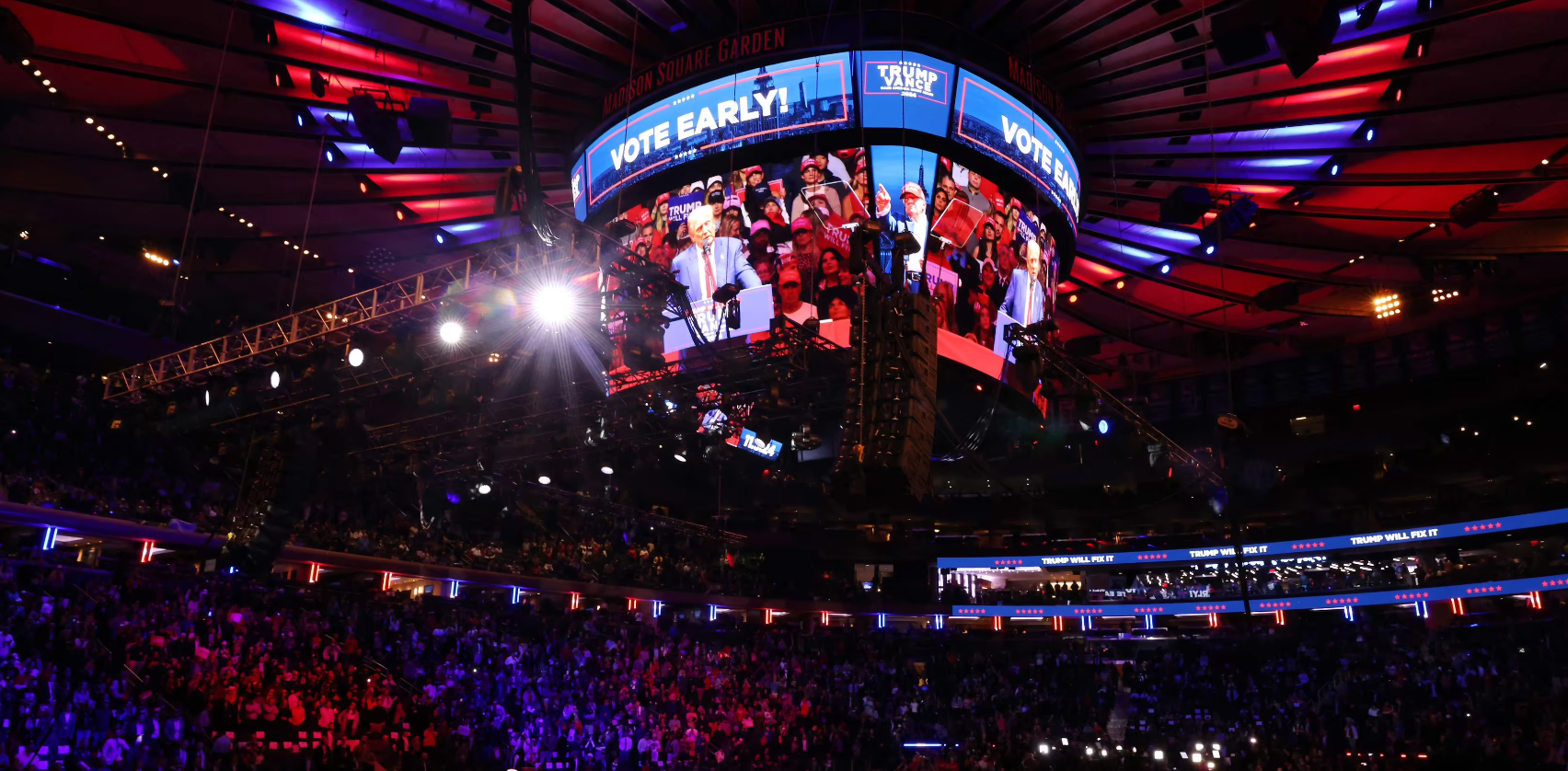 "Kamala est l'antéchrist", "l'Amérique est seulement pour les Américains", Porto Rico comparé à un tas d'ordures: les pires sorties du meeting de Donald Trump à New York ce dimanche