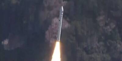 La fusée s'est transformée en boule de feu... un lanceur privé de satellite explose au décollage au Japon