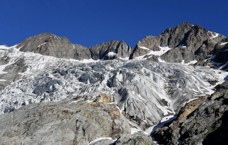 Une sexagénaire originaire "du sud de la France" se tue lors d'une randonnée en Isère