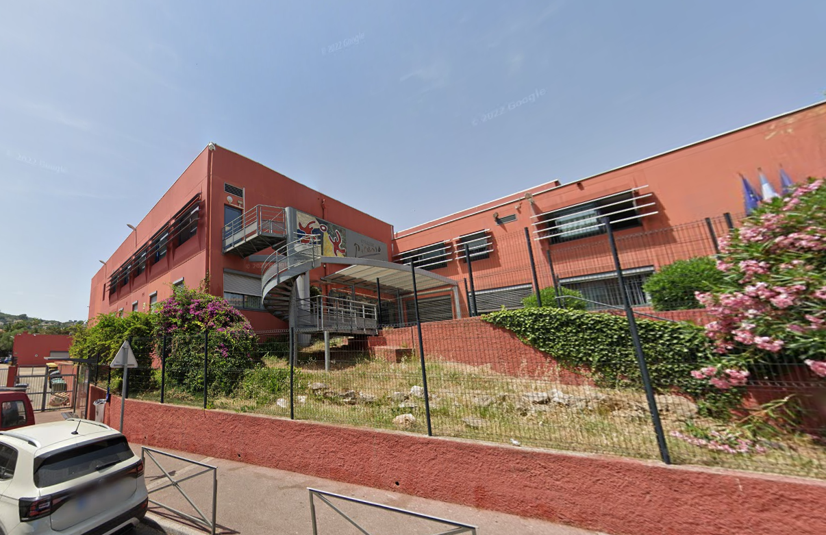 Intrusion dans un collège de Vallauris, 850 élèves confinés