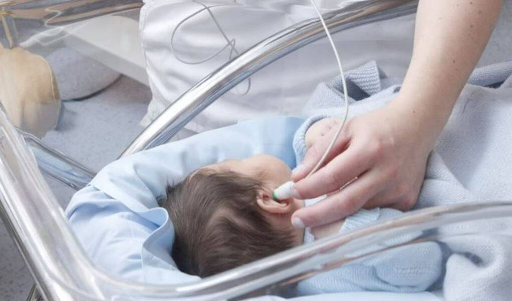 "Ces résultats sont spectaculaires", au Royaume-Uni, un bébé né sourd entend grâce à la thérapie génique