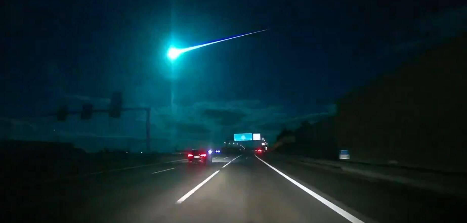 Qu'est-ce que cette énorme boule de feu qui a traversé le ciel dans le sud de l'Europe ce week-end?