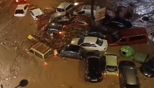 Inondations en Espagne: au moins 62 morts, des dizaines de disparus... Suivez les dernières informations en direct