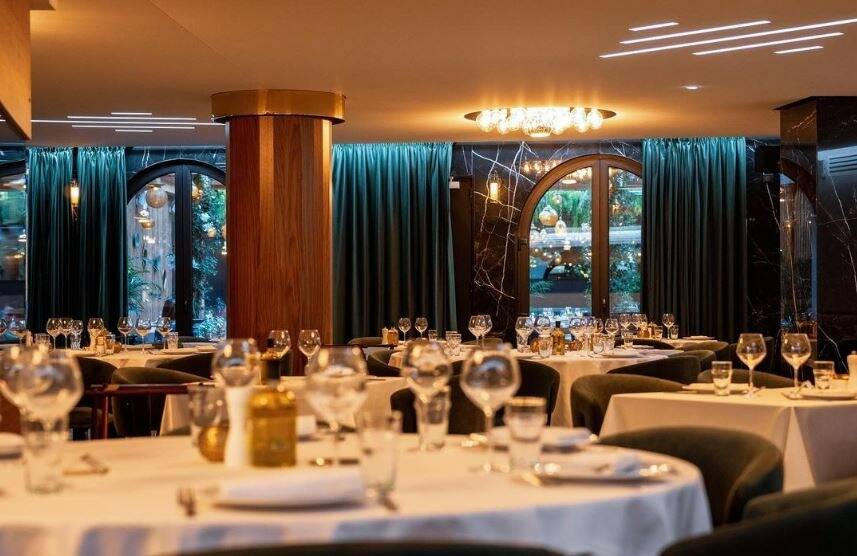 Le restaurant victime d'un mystérieux incendie en pleine nuit à Hyères ne peut pas rouvrir pour le moment