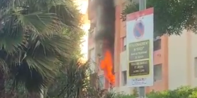 Un incendie au rez-de-chaussée d'un immeuble rapidement maîtrisé par les pompiers à Cagnes-sur-Mer