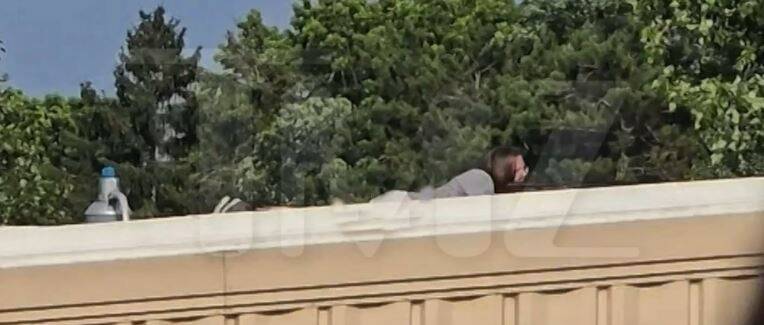 Un média américain publie une vidéo de l'assaillant de Trump au moment de l'attaque