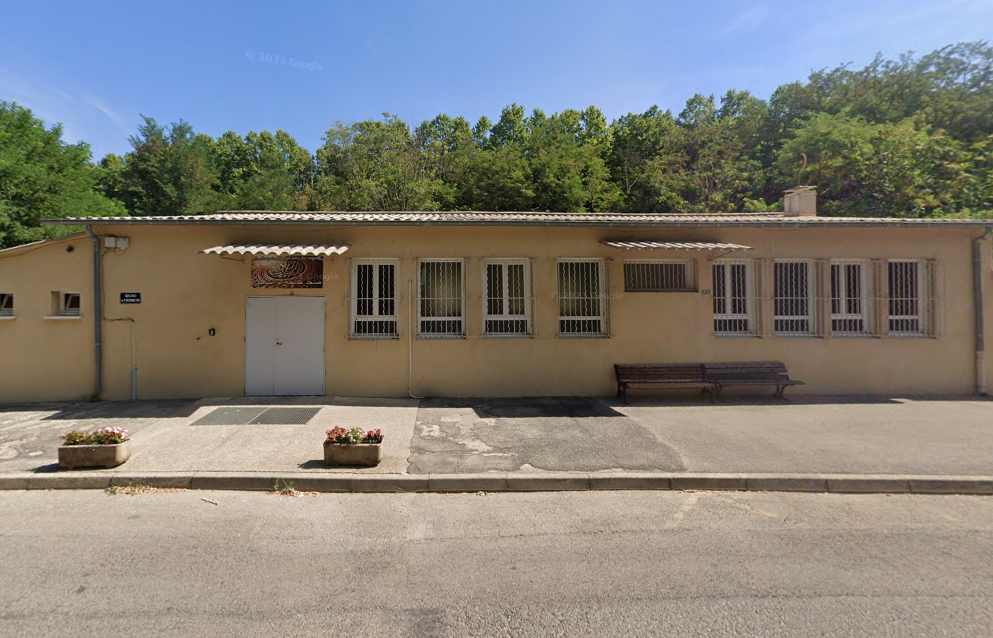 Un homme tué à coups de couteau dans une mosquée du Gard