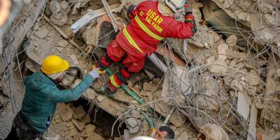 Séisme en Turquie et en Syrie: une femme et un enfant de 5 ans sauvés après plus de 150 heures passées sous les décombres