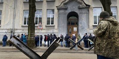 Guerre en Ukraine: cessez-le feu non respecté à Marioupol, évacuation des civils reportée... Suivez notre direct
