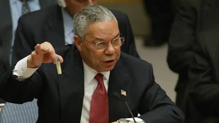 Colin Powell, secrétaire d'Etat sous George W. Bush, est décédé de la Covid-19