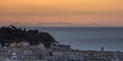 La Corse visible dès fin août depuis la Côte d'Azur, on vous explique ce phénomène