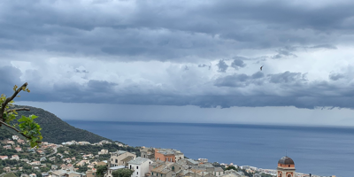 La dépression Minerva frappe l'Italie et touche la Corse, des répercussions jusque sur la Côte d'Azur?