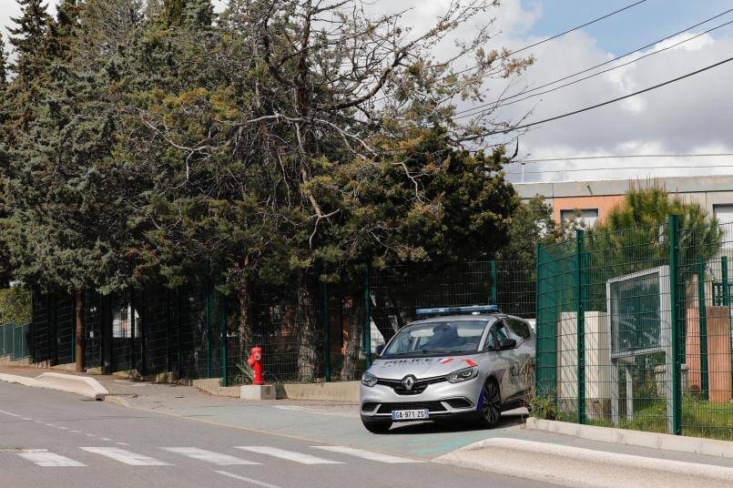 Des démineurs ont dû intervenir: ce que l'on sait sur l'alerte à la bombe dans un lycée de Fréjus