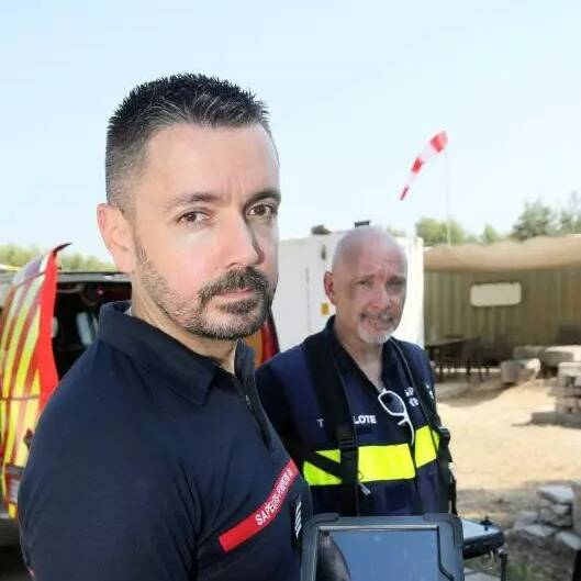 "On prend un risque quand les gens évacuent de manière anarchique": les conseils d'un sapeur-pompier en cas d'incendie de forêt