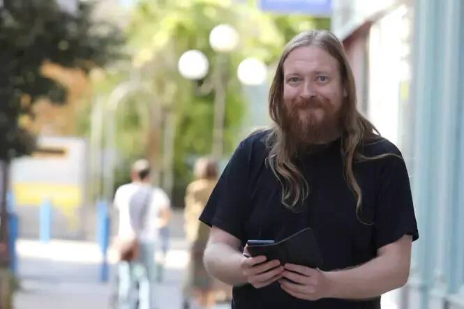 Didier Raoult attaque en justice le lanceur d'alerte azuréen qui dénonçait ses fraudes