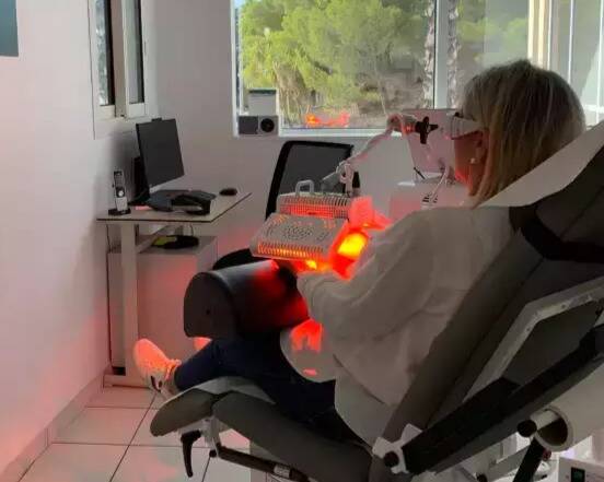 Prise en charge de la douleur, accompagnement diététique et psychologique... l'enjeu des soins de support pour aider les malades du cancer