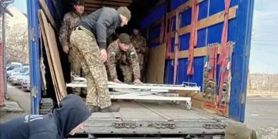 Il est enfin arrivé: un camion parti de la Côte d'Azur a livré 100m3 de dons en Ukraine
