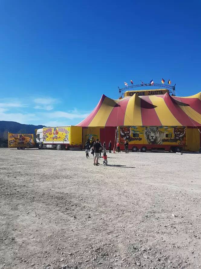 Carton plein à Blausasc, départ pour Menton... On vous donne des nouvelles du cirque Zavatta après la polémique à Nice