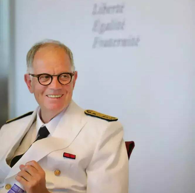 "L'État et les collectivités territoriales peuvent travailler ensemble": le nouveau préfet du Var, Philippe Mahé, prend officiellement ses fonctions