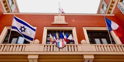 Elles demandent à Christian Estrosi de retirer le drapeau israélien du fronton de la mairie de Nice