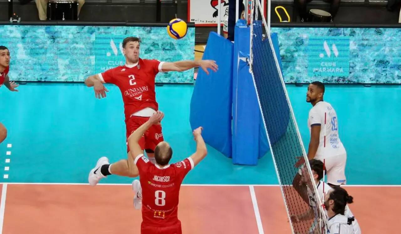 Ligue B: la rencontre de volley entre l'AS Cannes et Cambrai avancée samedi à 16 heures
