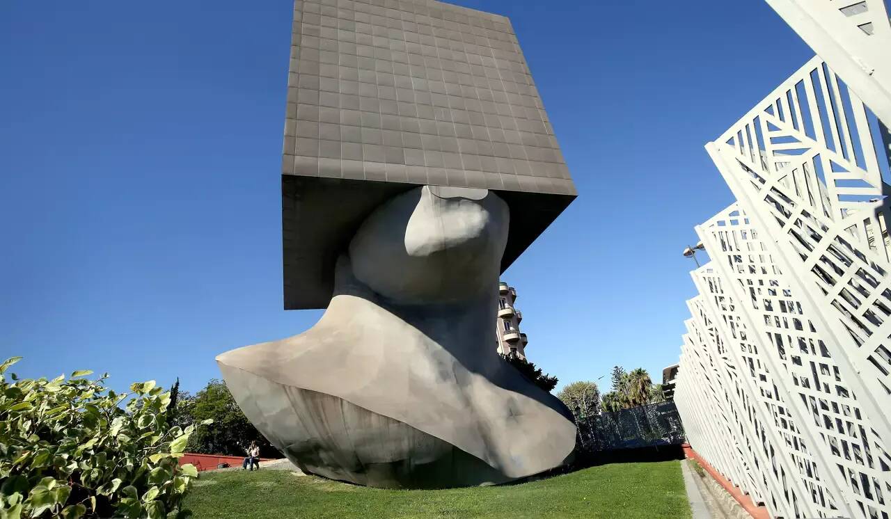 "Ça m'a fait mal": des oeuvres de Sasha Sosno dérobées dans son ancien atelier sur les hauteurs de Nice