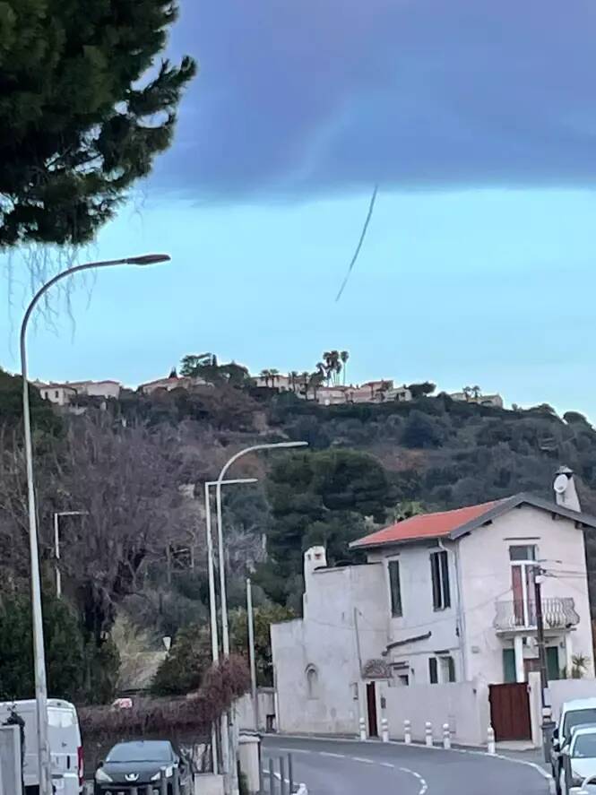 Vous l'avez peut-être vue, y a-t-il eu une tornade au-dessus de Nice mercredi?
