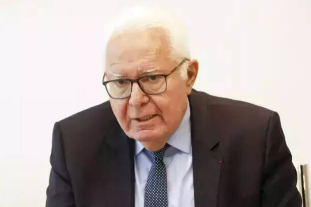 "Que ça dure le moins longtemps possible": Le président de TPM, Jean-Pierre Giran, espère le retour d'Hubert Falco