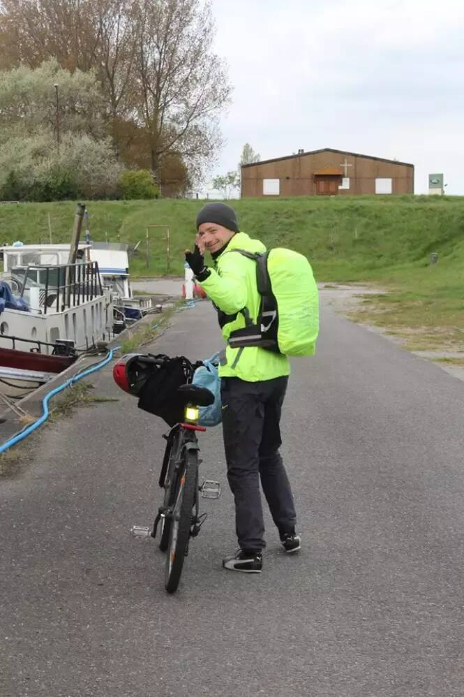 14.000km à vélo en Europe, fausses identités, Côte d'Azur... Il raconte dans un livre comment il a disparu volontairement pendant 15 mois