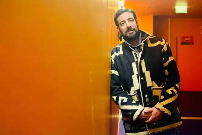 On a rencontré l'humoriste Maxime Gasteuil à Six-Fours et il nous a parlé de son passage devant la caméra pour "14 jours pour aller mieux"