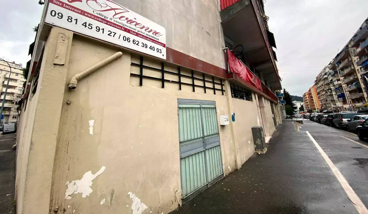 "Où vont aller nos enfants?": l'incompréhension des familles après la décision de fermer le collège musulman de Nice