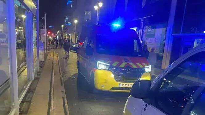 Une nonagénaire victime d'une chute dans le tramway à Nice, la circulation du T1 temporairement interrompue