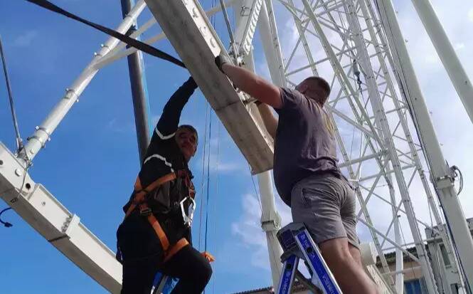 Après deux ans d'exploitation, la grande roue quitte Toulon pour rejoindre une autre ville du Var