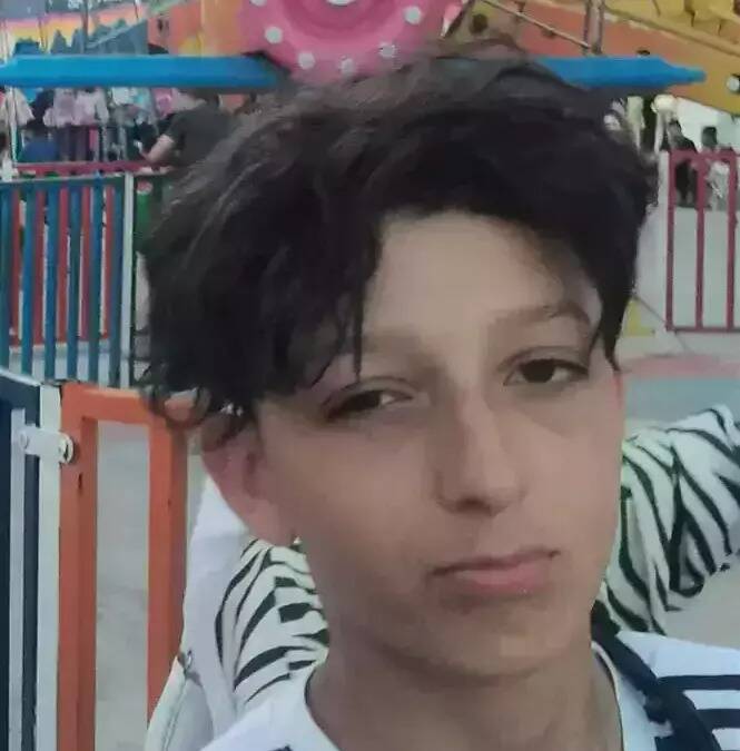 "Mon fils est parti pour rien, gratuitement": qui était Ayoub, l'ado de 15 ans mort abattu à Grasse vendredi